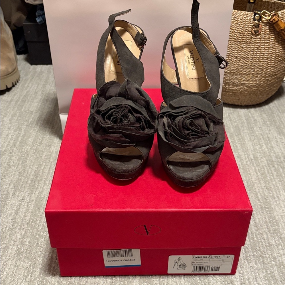 Valentino Garavani Anthracite Floral Peep-Toe Heels